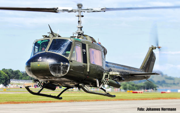 Bell UH 1